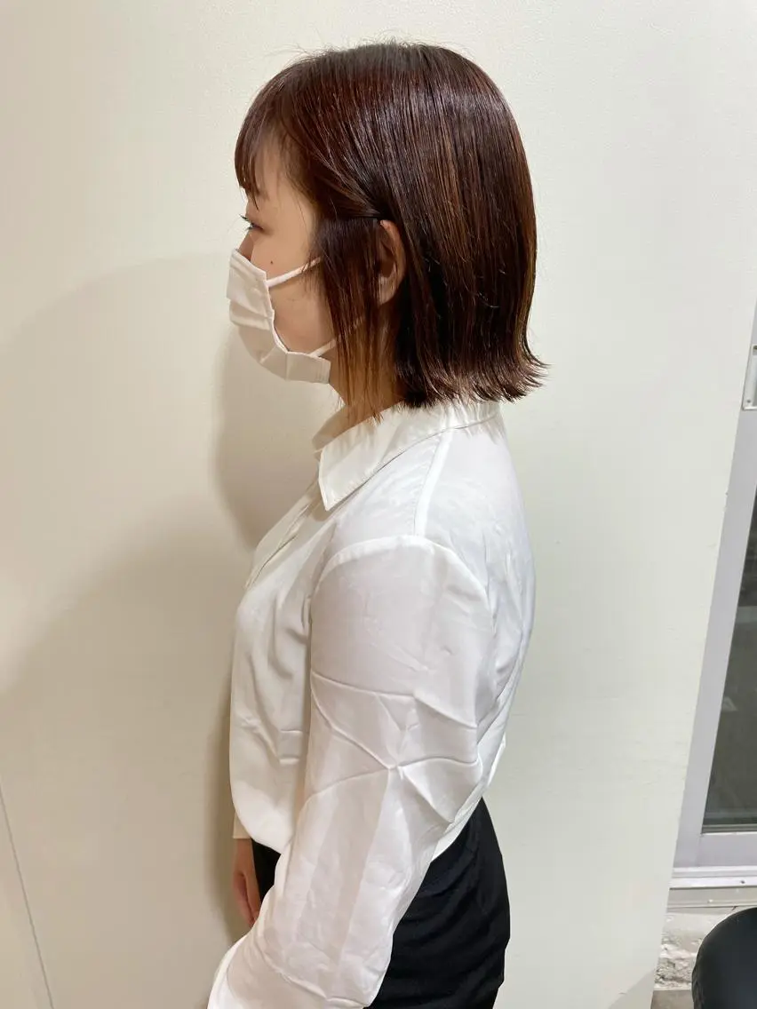 ショート カラー ヘアカラー トリートメント MIOベージュカラー 柔らかいカラーのヘアスタイル