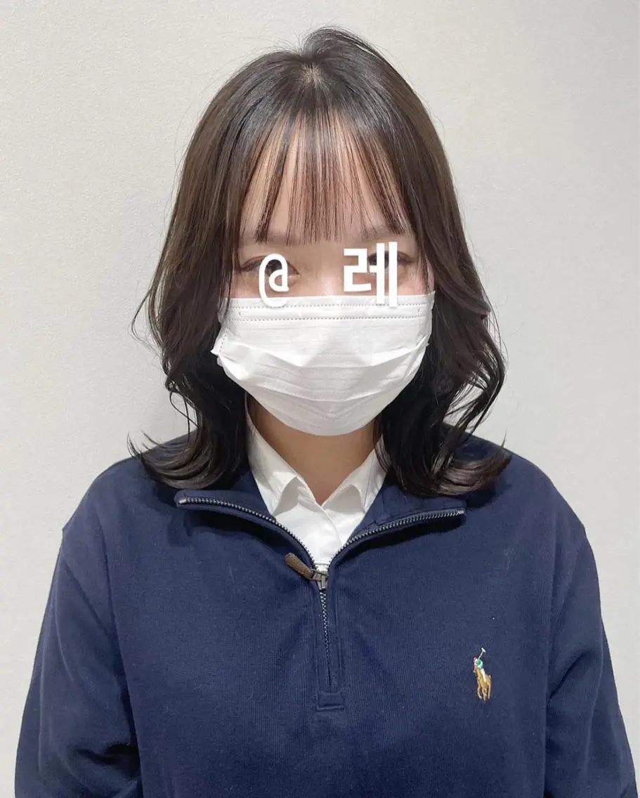 セミロング カラー うる艶カラー asukaのヘアスタイル