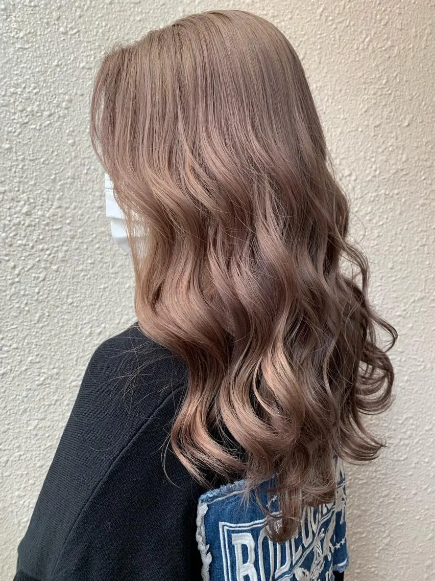 セミロング カラー 透明感カラー グレージュ ヘアカラー JIL BLAN千葉 代表　Toshikiのヘアスタイル
