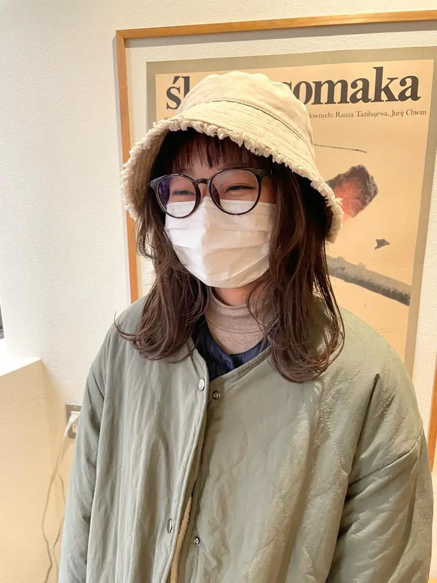 ミディアム カラー ヒナゴ トヨカズのヘアスタイル