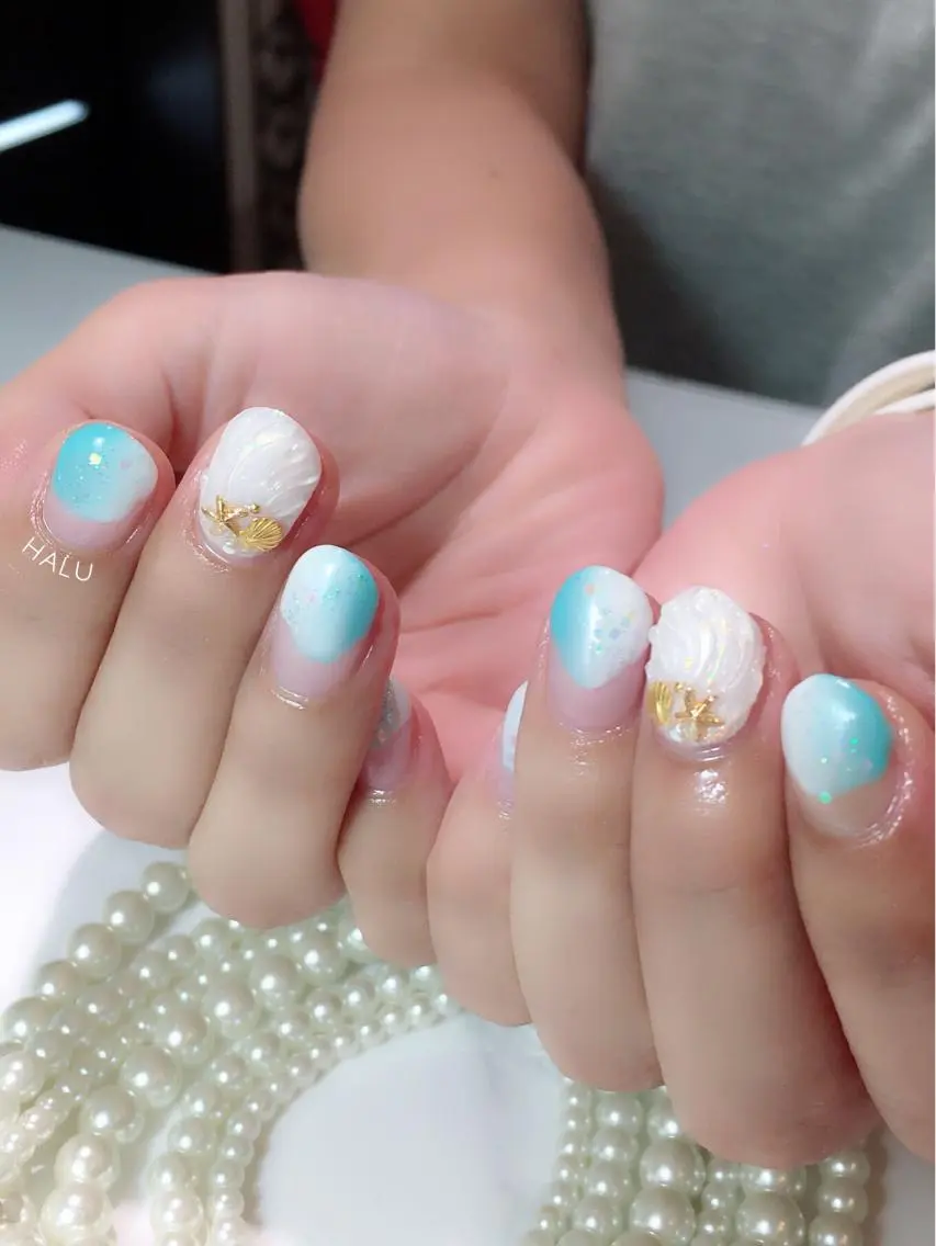 ネイル ブルー キラキラネイル HALU ハルのネイルデザイン