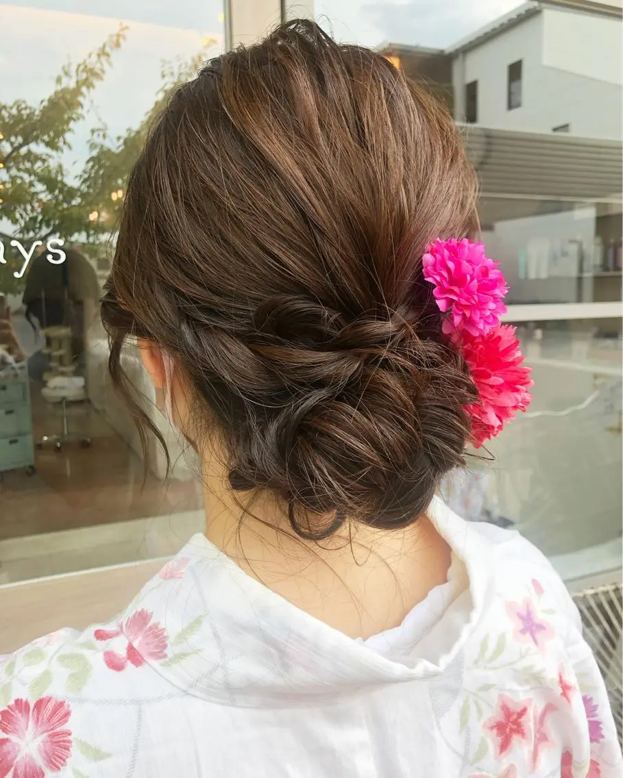 セミロング 浴衣 ツヤ髪質改善 💜れいな💜のヘアスタイル