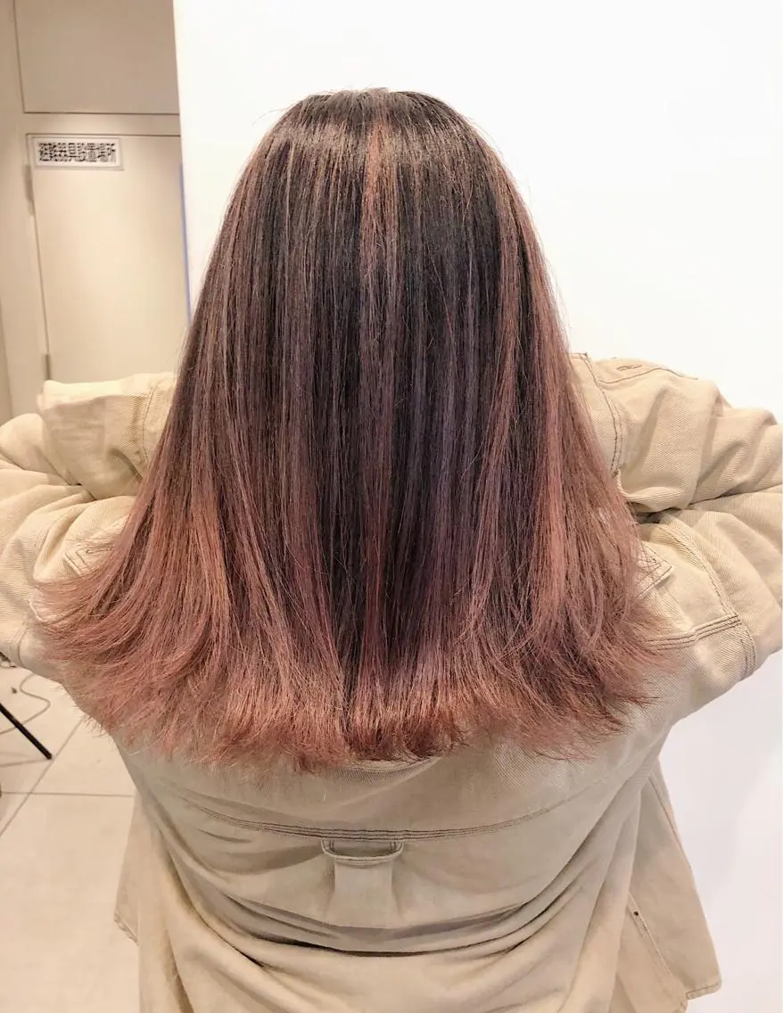 ミディアム アッシュ レイヤーカット ノンダメージ髪質改善 カラー💎/KURAのヘアスタイル