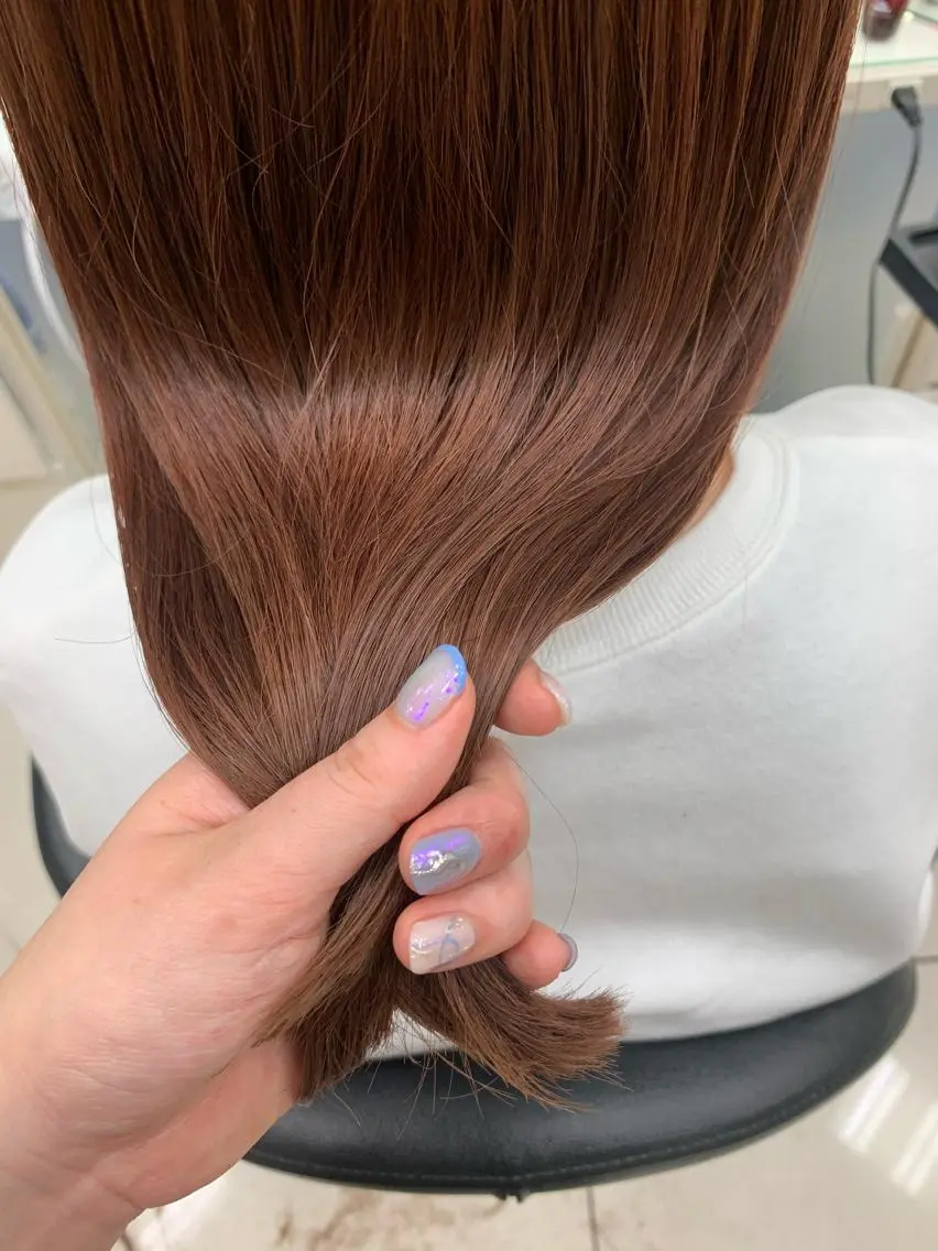 セミロング カラー ブリーチ トリートメント カット ヘアカラー トリートメント ウスイ ハルカのヘアスタイル