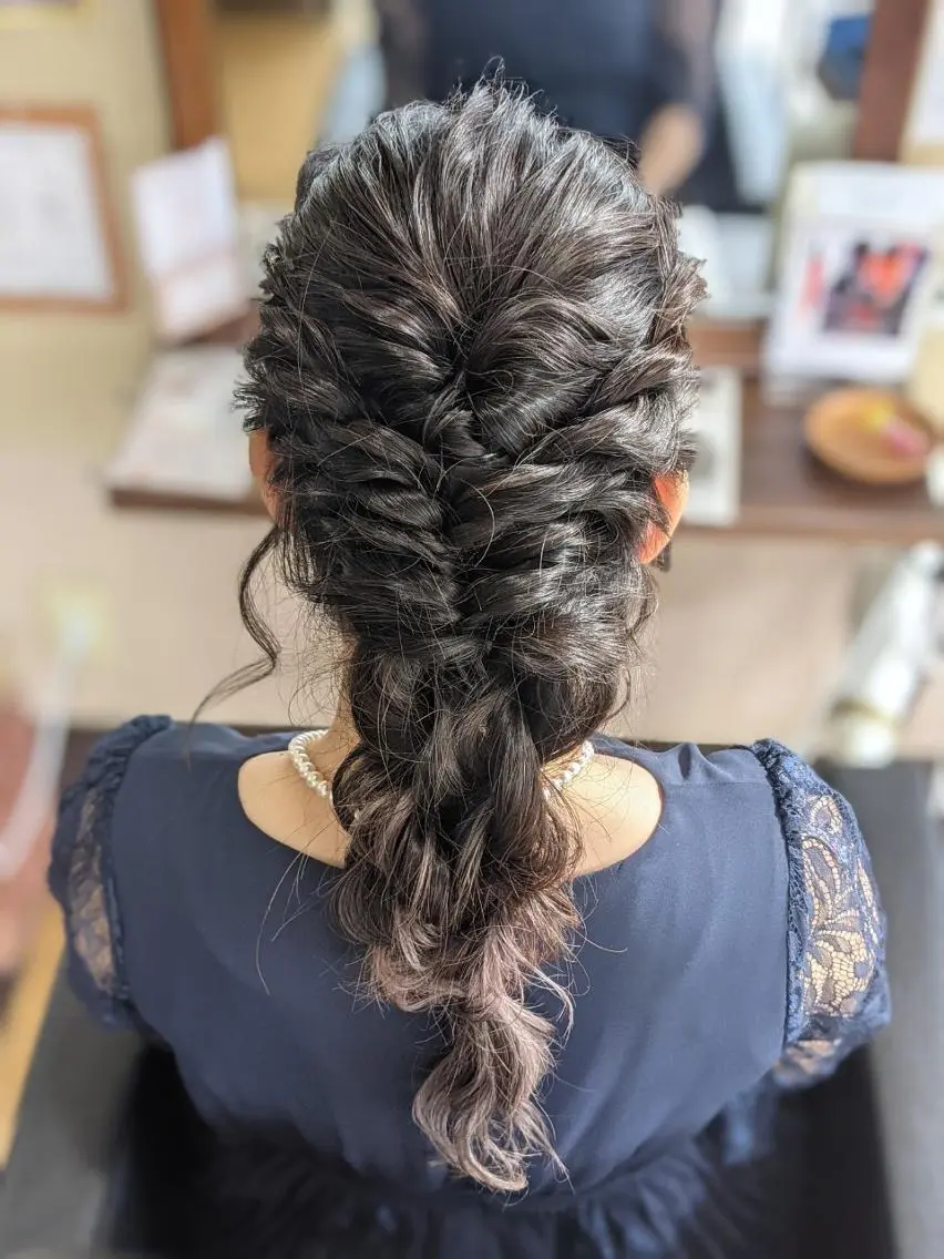 ヘアアレンジ パピヨンロゼ 酸性/髪質改善のヘアスタイル