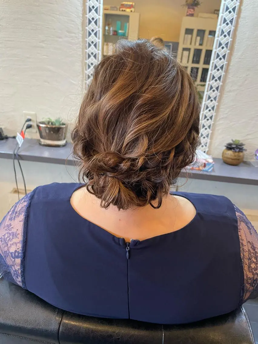 ミディアム かめやま ゆりのヘアスタイル