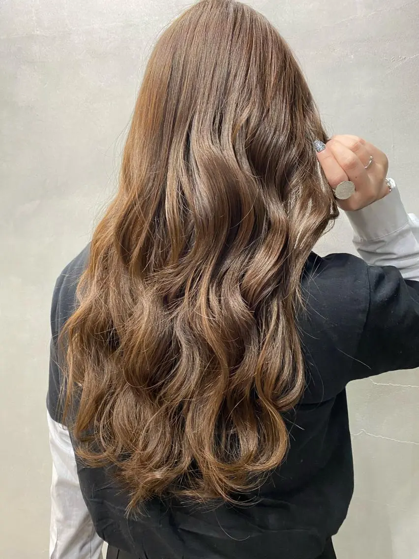 セミロング カラー ヘアアレンジ ショートボブ シールエクステ セミロングパーマ バレイヤージュ 透明感カラー FAAM Tsuneのヘアスタイル