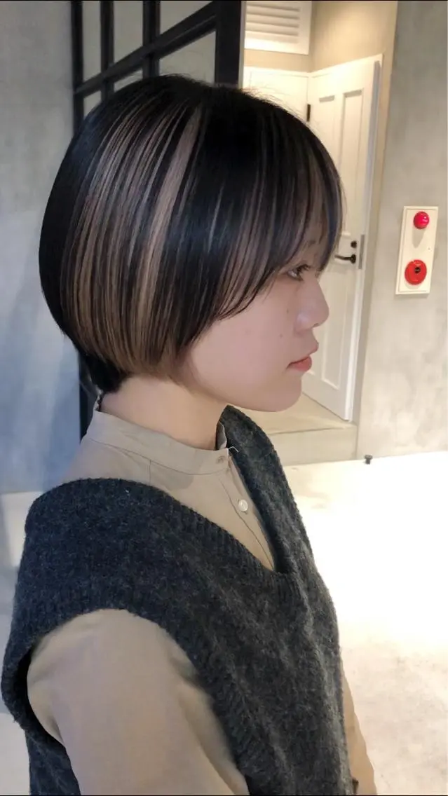 ショート カラー パーマ ヘアアレンジ メンズ キッズ ネイル マツエク・マツパ アイブロウ メンズインナーカラー インナーカラー 眉カラー ショートヘア原宿 fifth コシのヘアスタイル