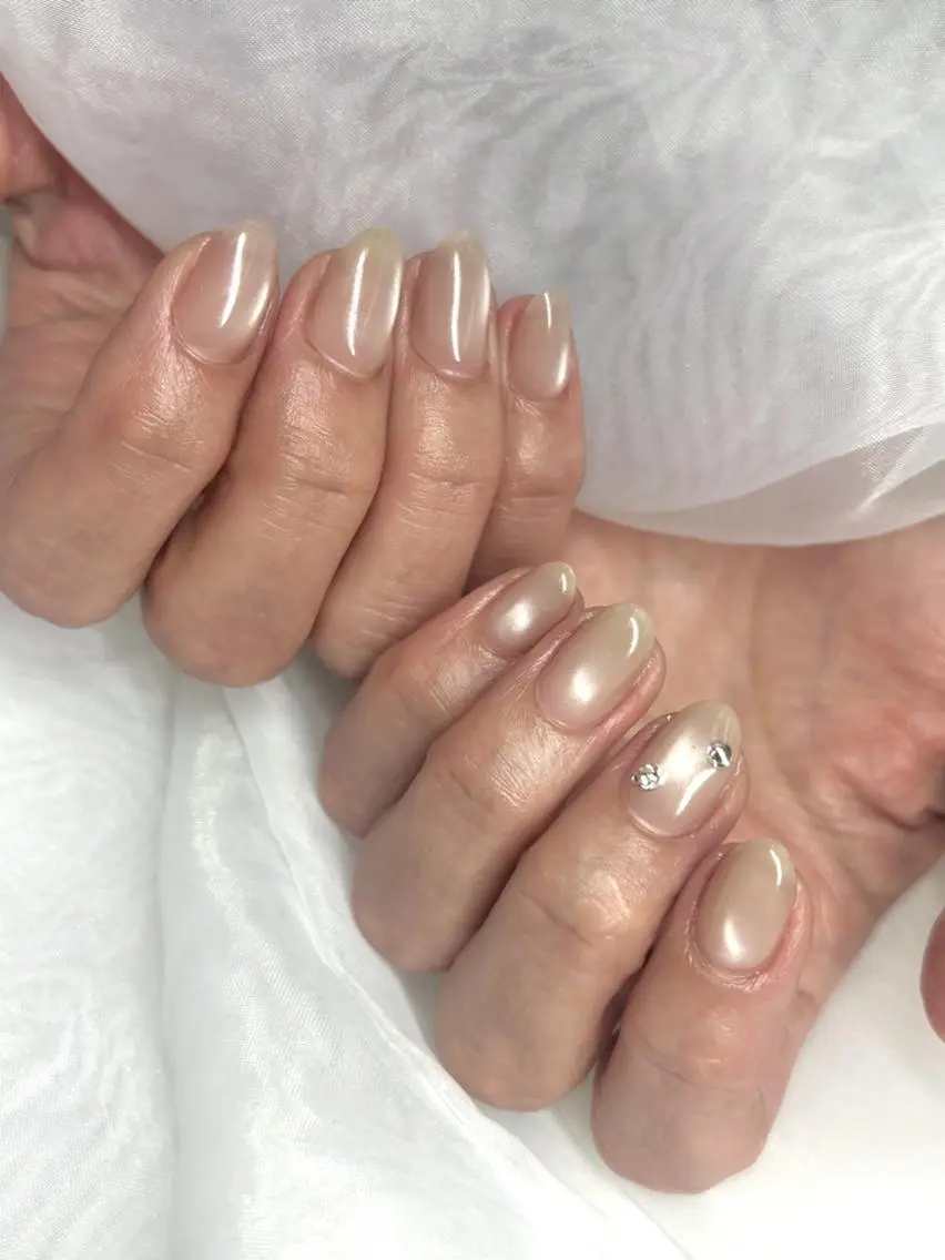 ミディアム ハンドネイル noi. Yuのネイルデザイン