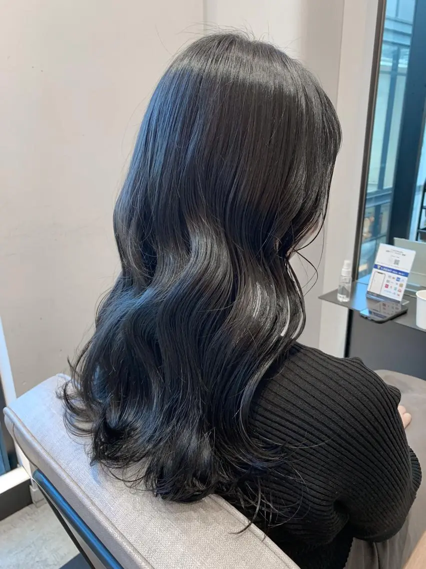 セミロング カラー ヘアアレンジ ヘアカラー トリートメント yuka .のヘアスタイル