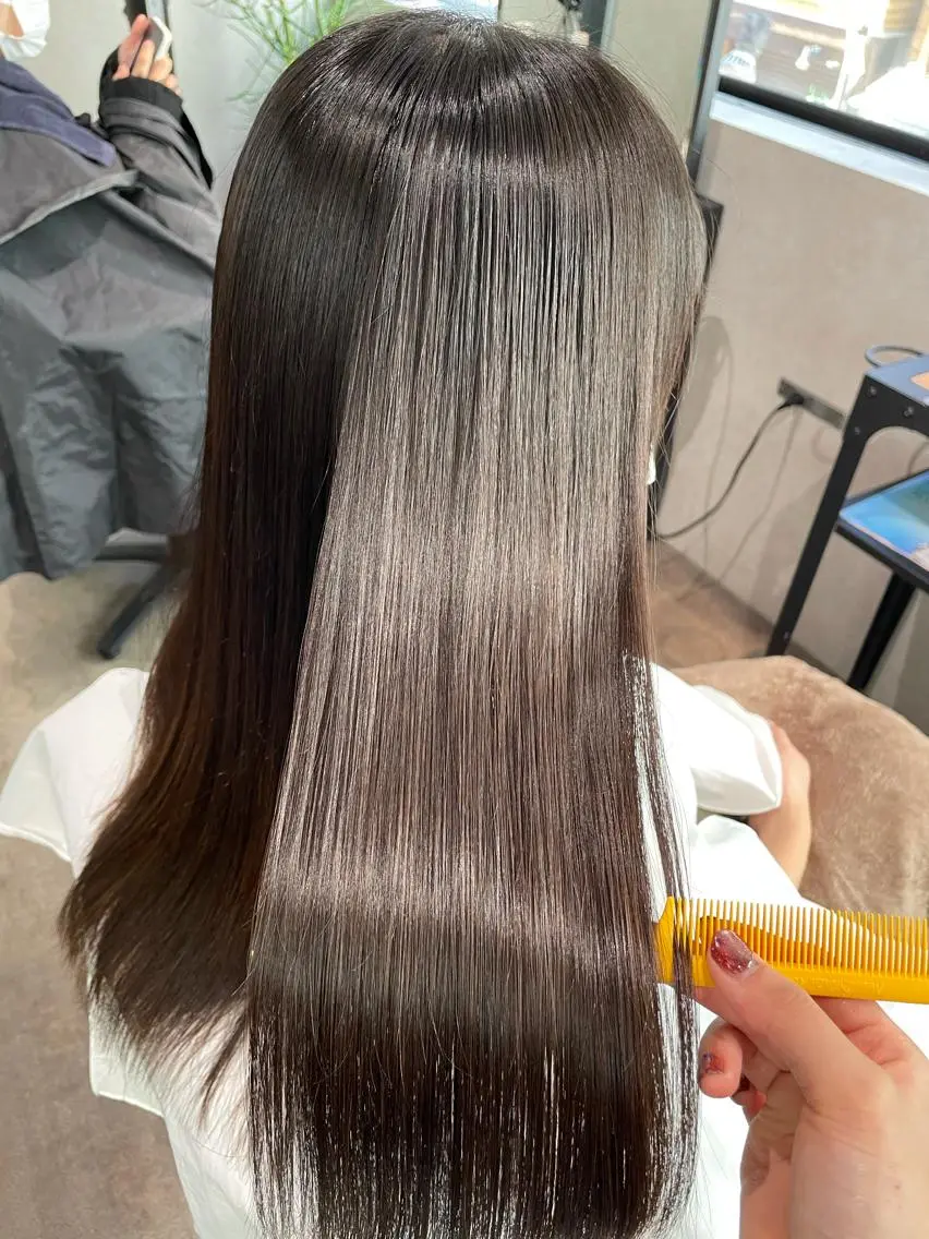 ロング カラー 髪質改善 トリートメント トリートメント ナチュラル透明感🌱 小山美樹子のヘアスタイル