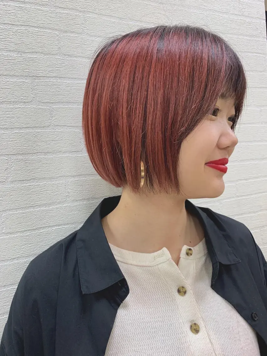 ショート カラー 切りっぱなしボブ ショートボブ ハンサムショート ブリーチ レッドカラー カット ヘアカラー トリートメント 初めてのショート お任せください✂️のヘアスタイル