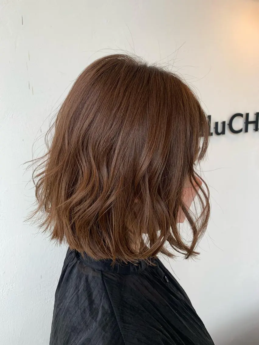 ショート カラー 切りっぱなしボブ ボブ 青木 くるみのヘアスタイル
