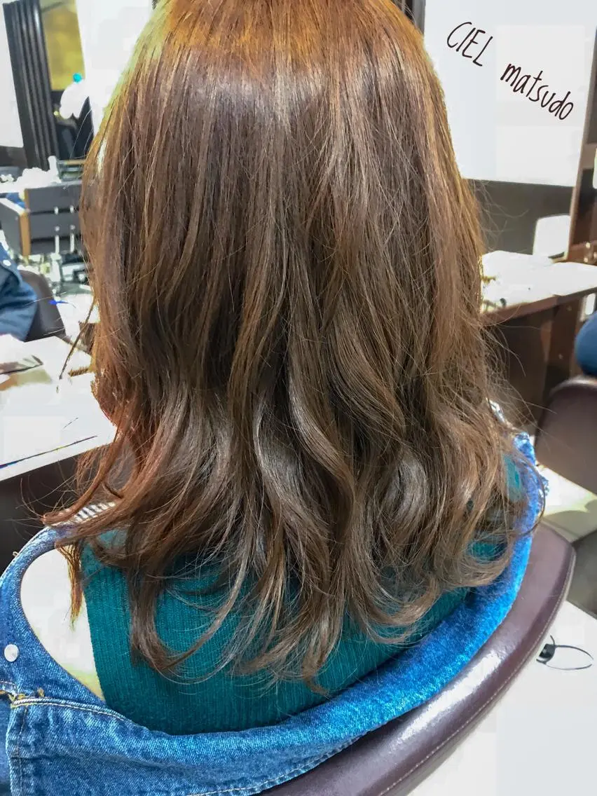 セミロング パーマ 富樫 隆一のヘアスタイル