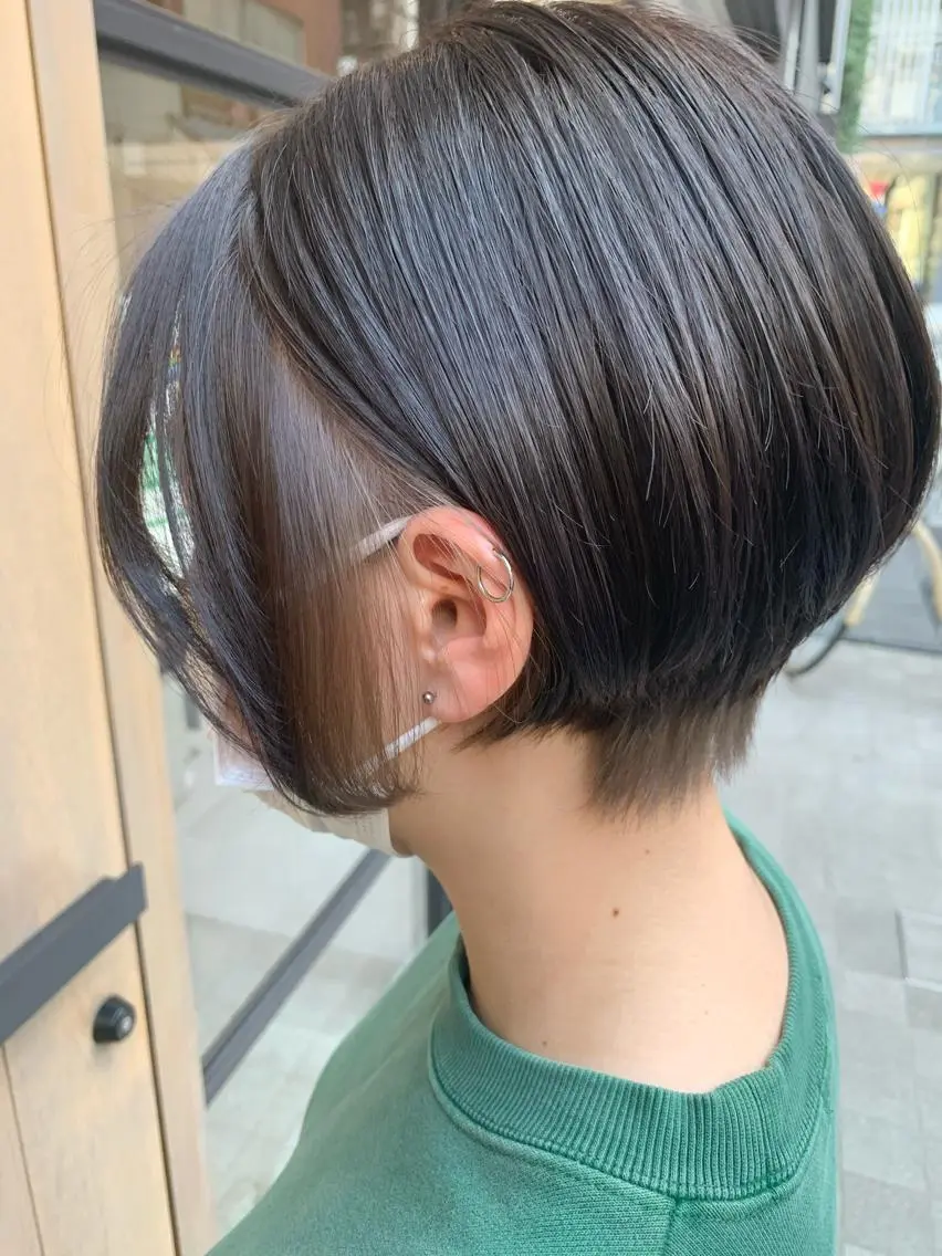 ショート ヘアカラー 🌟美髪縮毛矯正🌟 吉田冴一のヘアスタイル