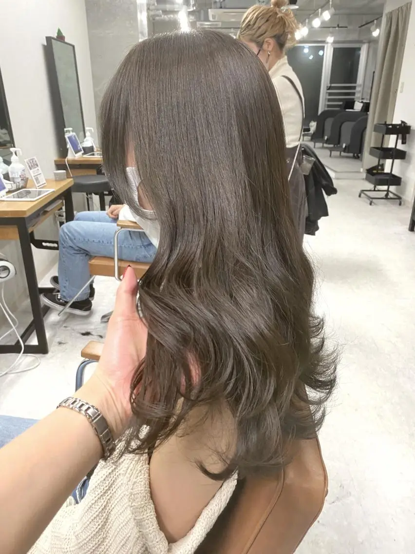 ミディアム カラー ヘアアレンジ 🌷FUKA🌷 まろやかハイトーンのヘアスタイル