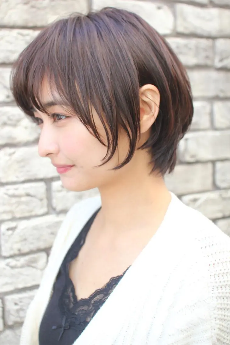 ショート カラー 羽田 ひろむのヘアスタイル
