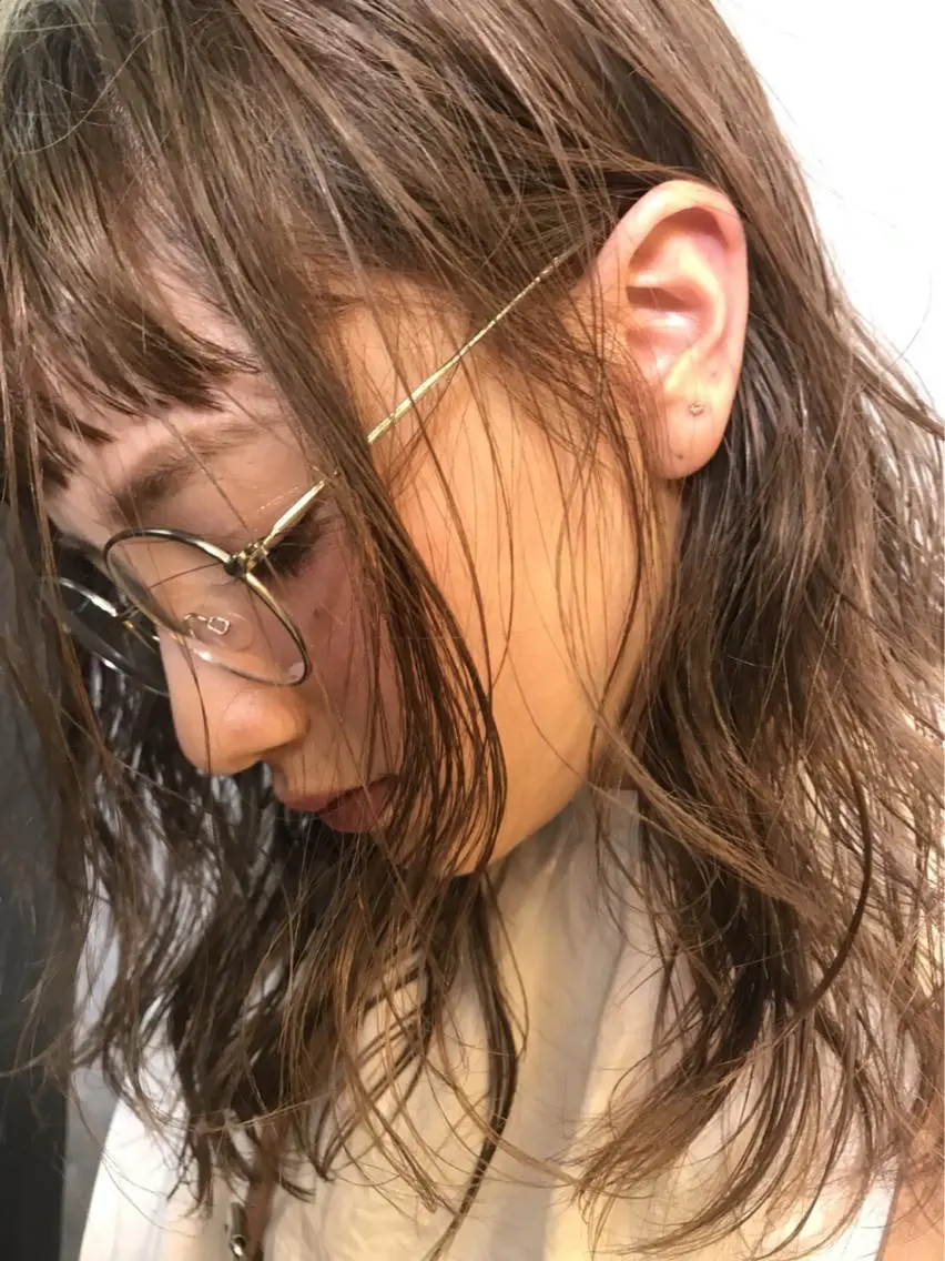 ロング カラー ヘアアレンジ カット パーマ 顔周りレイヤー/韓国 ブリーチminamiのヘアスタイル