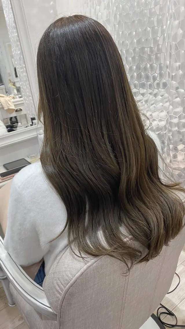 ロング カラー カット ヘアカラー トリートメント ハイトーンカラー 🩷NANAのヘアスタイル