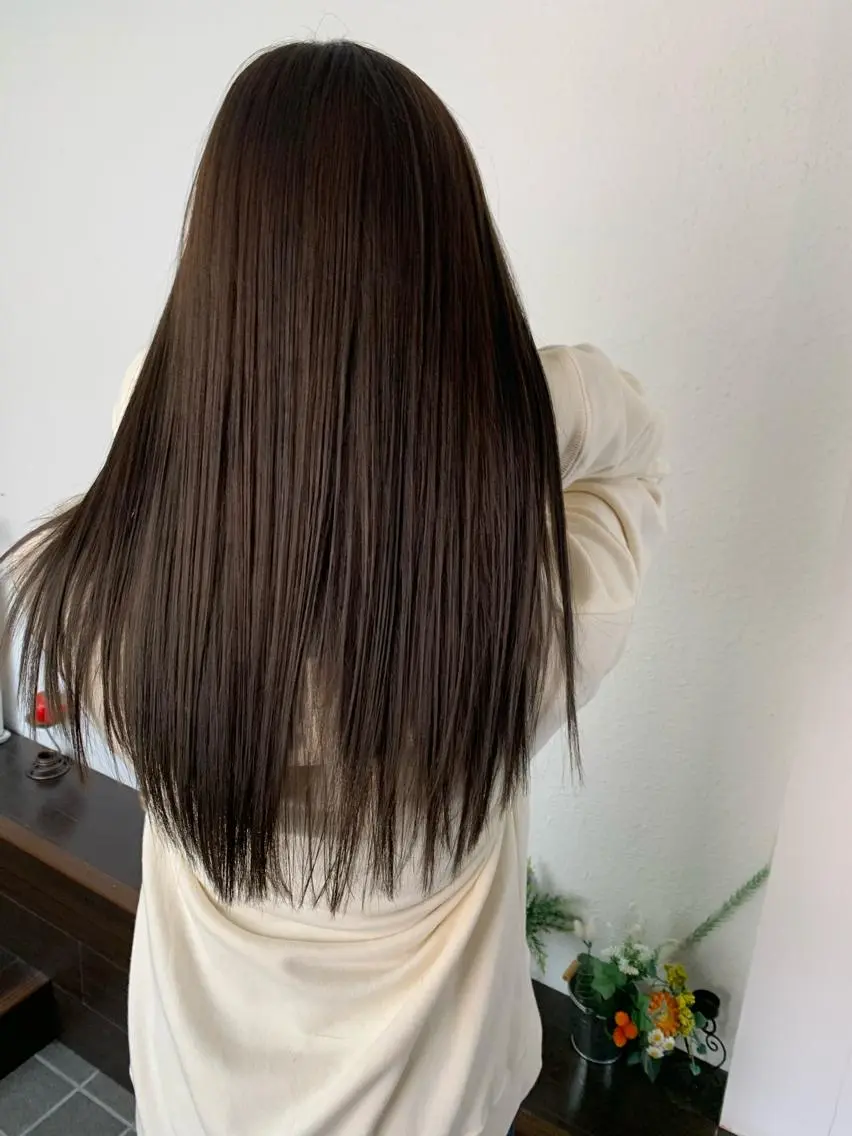 セミロング カット ヘアカラー 縮毛矯正 トリートメント ブリーチ毛に縮毛矯正 ✨カラー✨山田 正幸のヘアスタイル