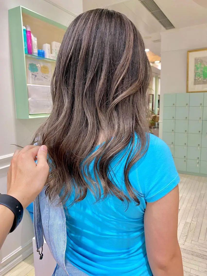 ロング カラー ヘアカラー Re:ta Hair 飯田淳平のヘアスタイル
