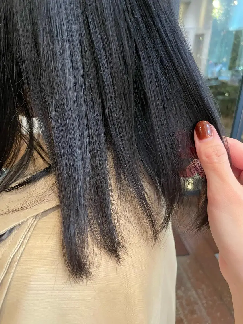 ミディアム カラー ヘアアレンジ ハイトーンカラー トリートメント 抜け感ボブ×パーマ |kazaneのヘアスタイル