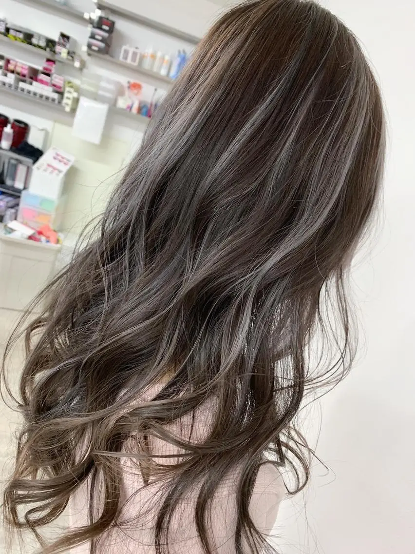 ミディアム 上重 晴輝 Recharme新保のヘアスタイル