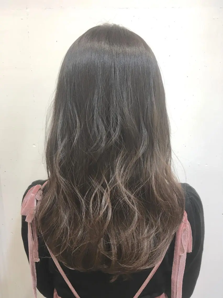 ロング カラー グラデーションカラー ヘアカラー トリートメント ヘアセット yoshi ☆のヘアスタイル