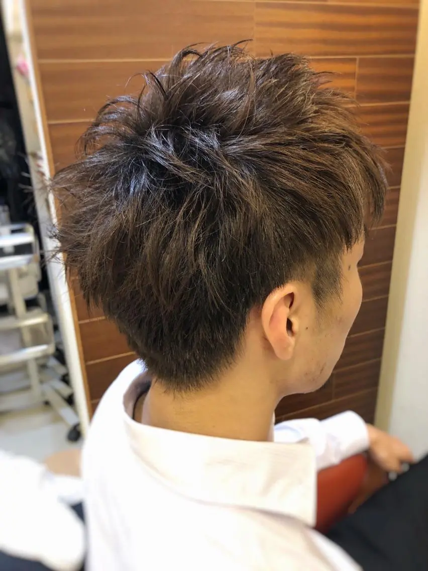 ショート メンズ ナチュラルスタイル/ 透明感カラー/比嘉のヘアスタイル