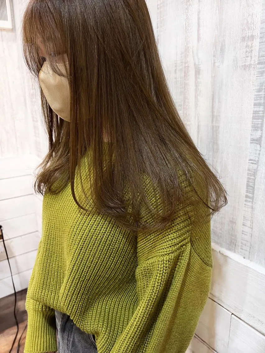 セミロング カラー 切りっぱなしボブ アディクシーカラー アッシュ ベージュカラー ブリーチ 初めてでも失敗しない 透明感カラー Miiのヘアスタイル