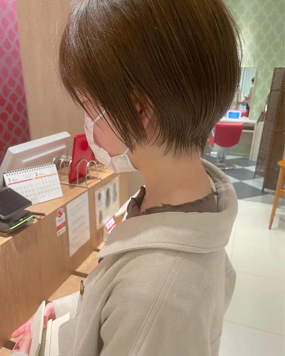 ショート カラー ショートボブ ボブ ショートヘア 鶴岡で縮毛矯正なら お任せ！ハヤシナオミのヘアスタイル