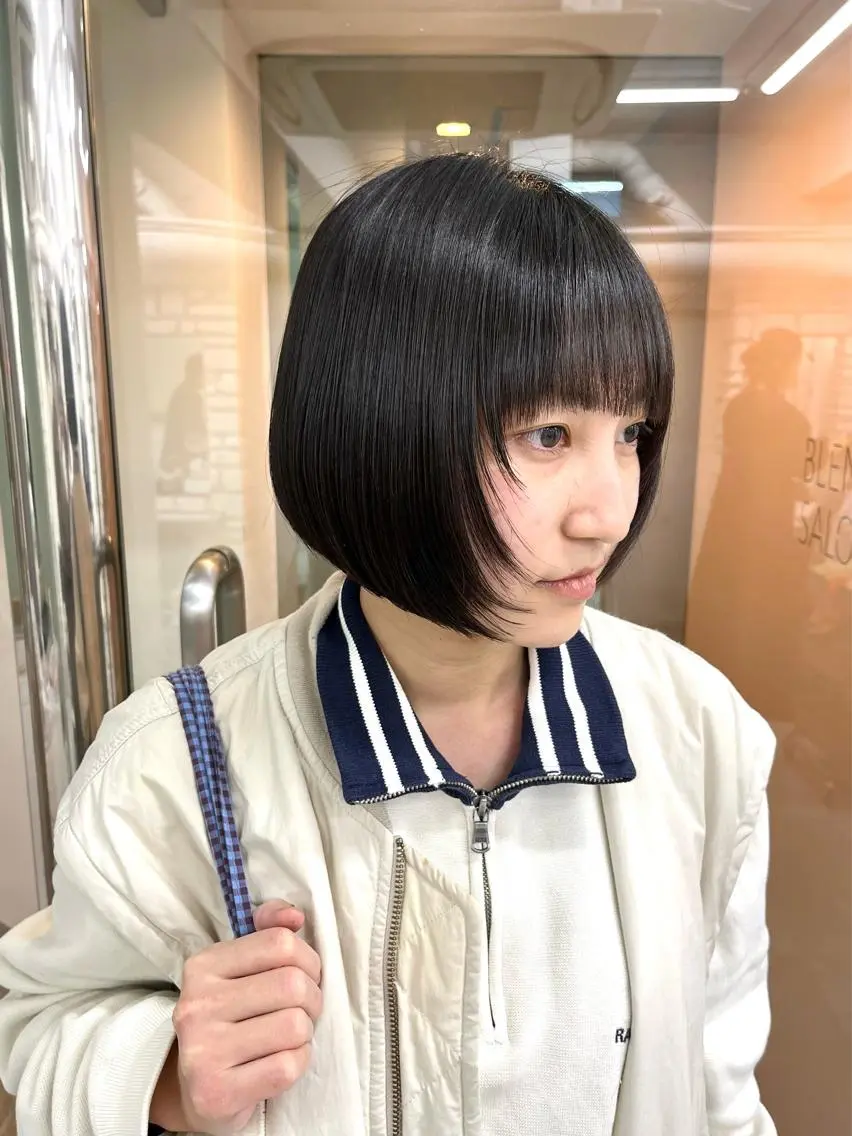 ショート ボブ カット ヘアカラー トリートメント 天王寺韓国ヘア 小山歓実のヘアスタイル