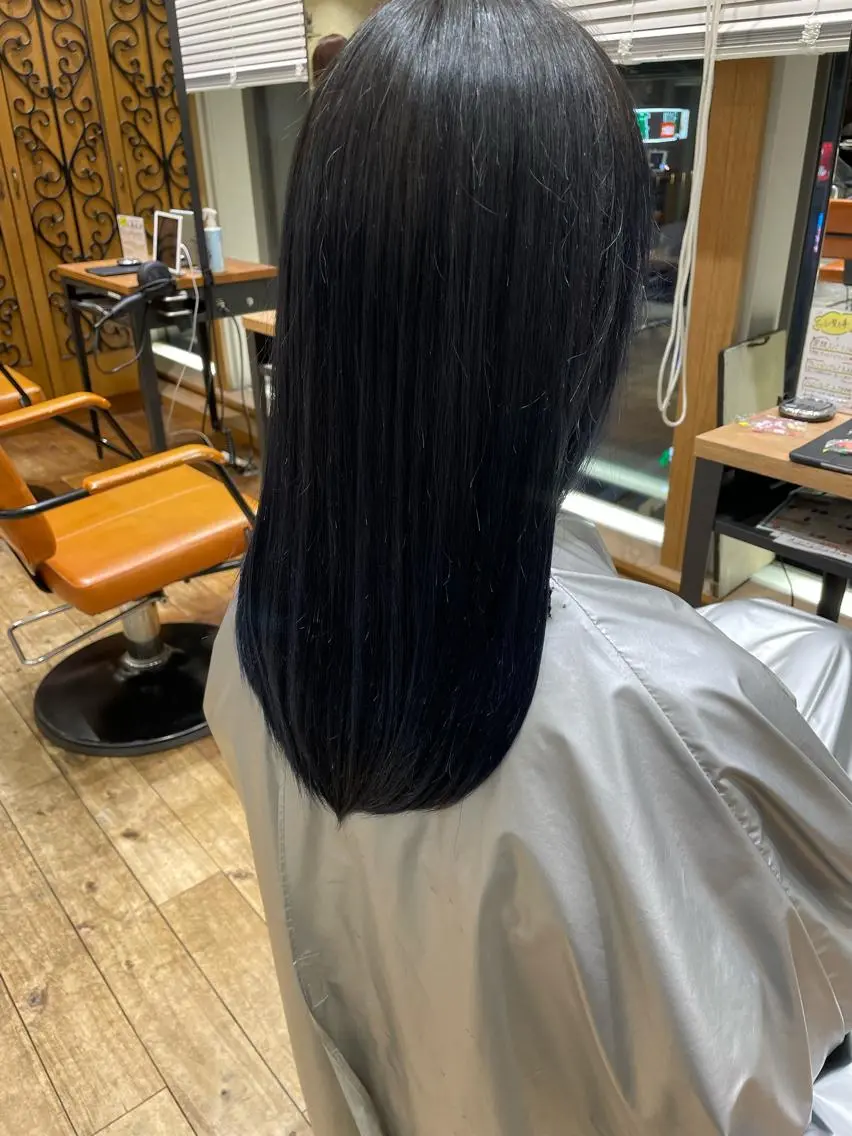 セミロング くびれヘア 髪質改善 縮毛矯正 カット ヘアカラー トリートメント 前髪顔まわりカット 🌈中村海聖のヘアスタイル
