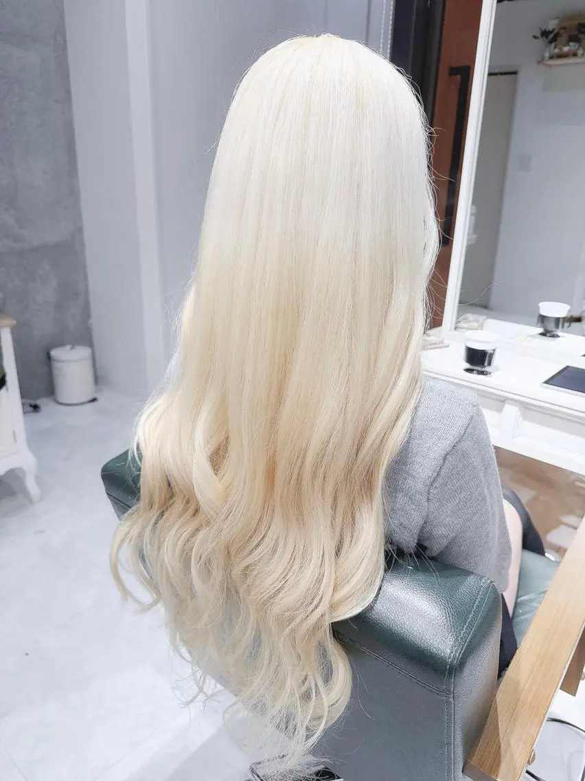 ロング ヘアアレンジ カラー ブロンド Days 透明感カラーのヘアスタイル