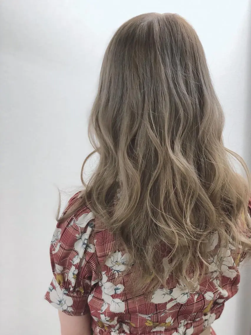 カラー Crystal 船橋のヘアスタイル