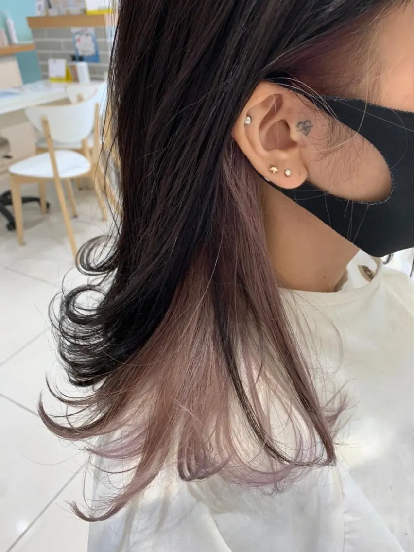 ミディアム カラー ベージュカラー インナーカラー ピンクカラー ピンクベージュ 玉城 和磨のヘアスタイル