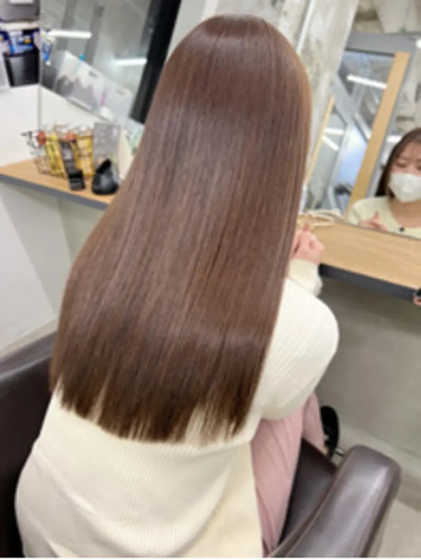 ミディアム カラー パーマ ヘアアレンジ ミディアムパーマ アディクシーカラー ブリーチ ケアカラー 透明感カラー カット ヘアカラー トリートメント ヘアケア特化型サロン newi 梅田のヘアスタイル