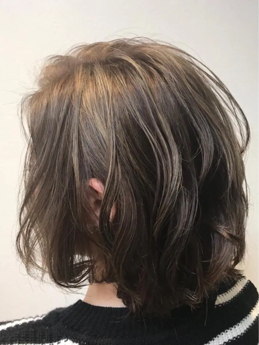 ショート カラー ヘアアレンジ アディクシーカラー 透明感カラー スズキ シオリのヘアスタイル