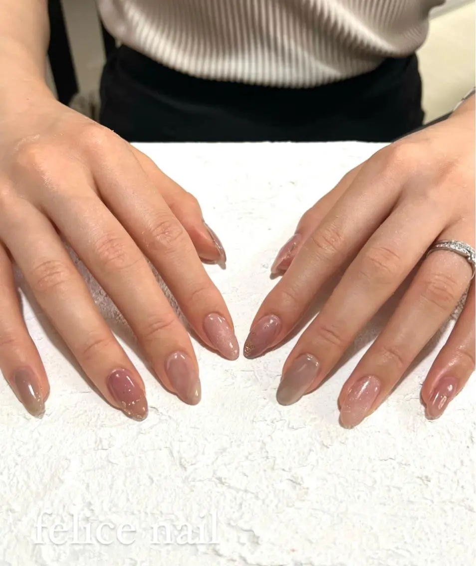 ネイル マグネットネイル ニュアンスネイル オフィスネイル 夏ネイル ブライダルネイル felice nailのネイルデザイン