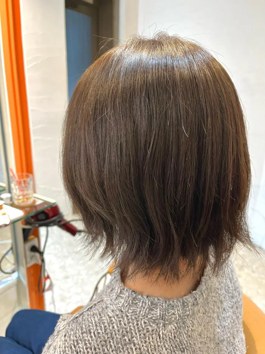 ミディアム カラー ヘアカラー トリートメント うしだ かおるのヘアスタイル