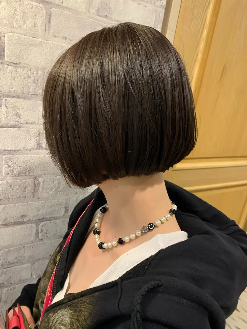 ミディアム ボブ カット newiネウィ _naoのヘアスタイル