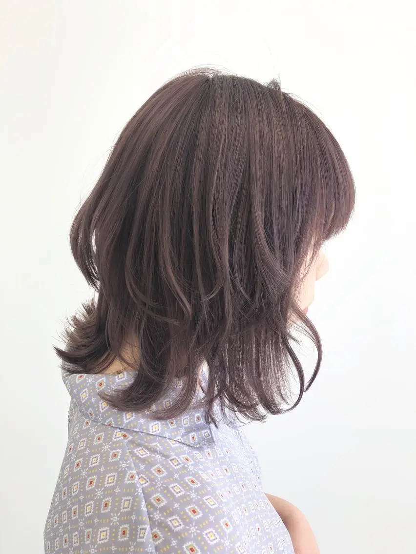 ミディアム カラー 宮崎 睦のヘアスタイル