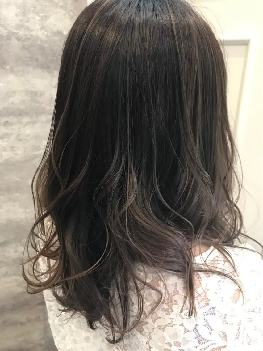 ミディアム カラー アッシュ ベージュカラー ハイライトカラー ハイライト 🫟Blanco🫟 Color&Careのヘアスタイル