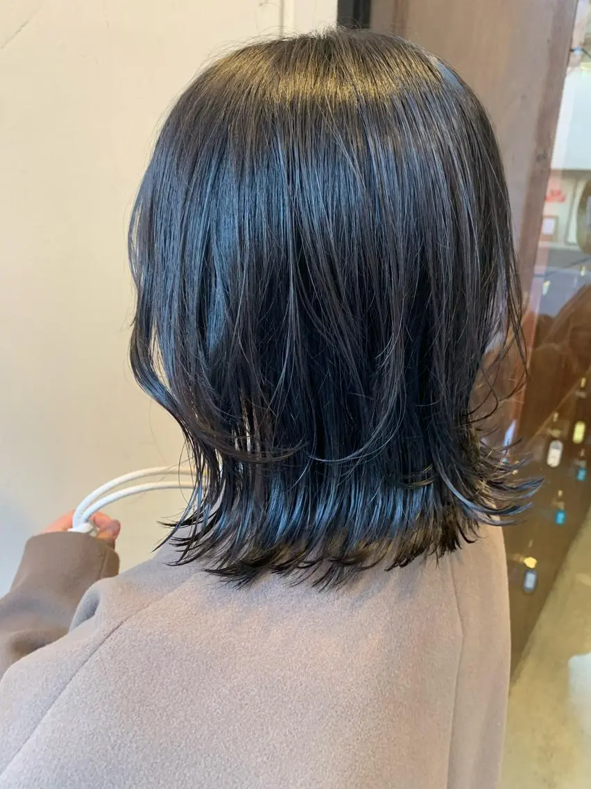 ミディアム ミディアムレイヤー レイヤーカット ☻BRAVE柏東口店 わたなべ りこ☻のヘアスタイル
