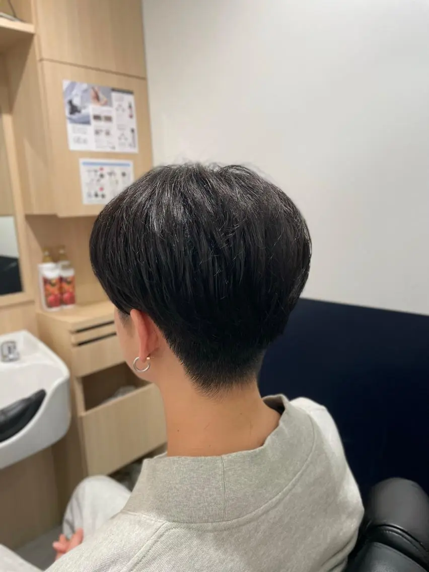 ショート メンズ センターパート カット 銀座メンズカット/ 銀座メンズパーマ/のヘアスタイル