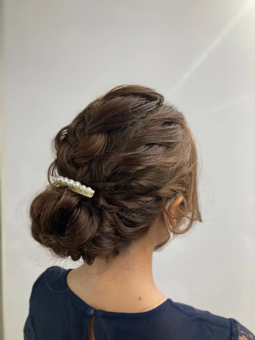 ヘアアレンジ ブリーチ&似合せボブ 田中寛十のヘアスタイル