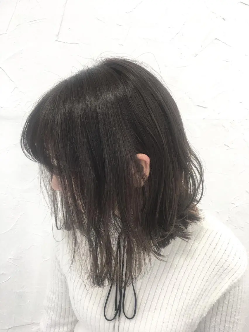 セミロング ヘアアレンジ アッシュ 脱!黒髪 ダブルカラー【上野】のヘアスタイル