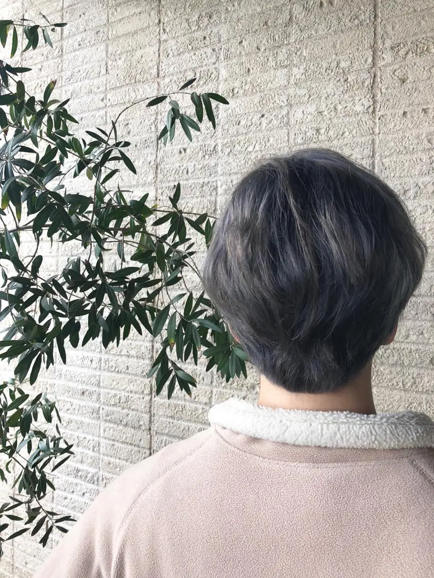 ショート カラー 宮崎 睦のヘアスタイル
