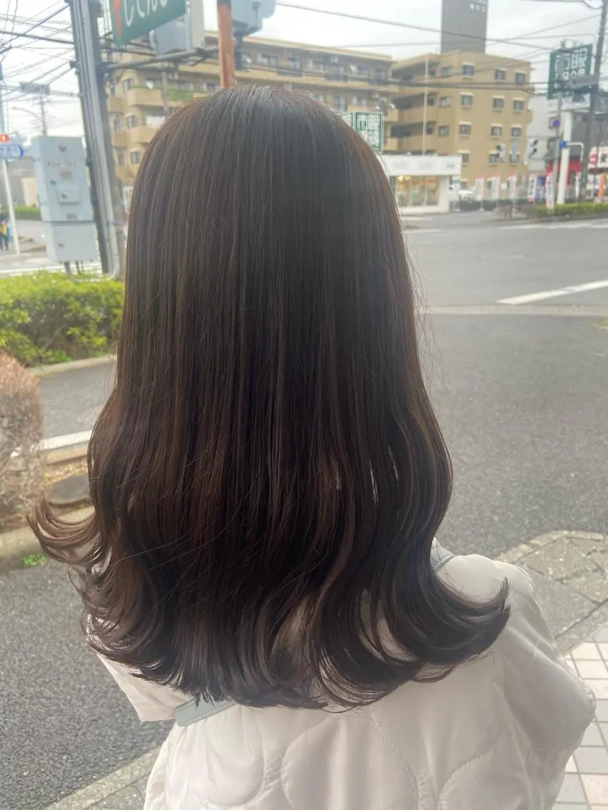 ミディアム カラー ヘアカラー ハラダ ヒナミのヘアスタイル