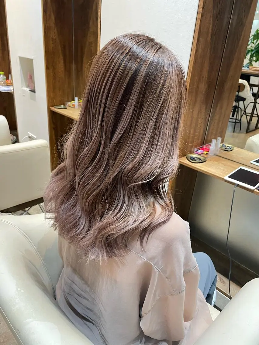 セミロング カラー バレイヤージュ レイヤーカット カット ヘアカラー トリートメント 【完全個室】髪質改善 暖色カラー/山崎唯奈のヘアスタイル